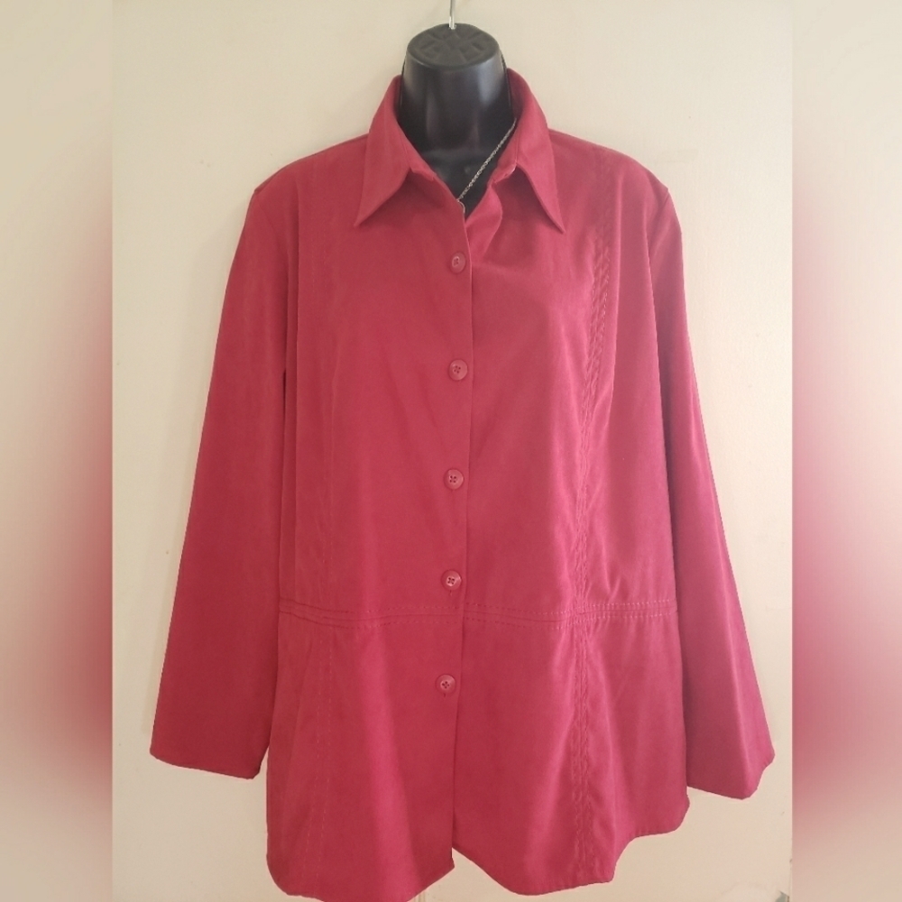 Wardrobe/Essentials/women's blouse
